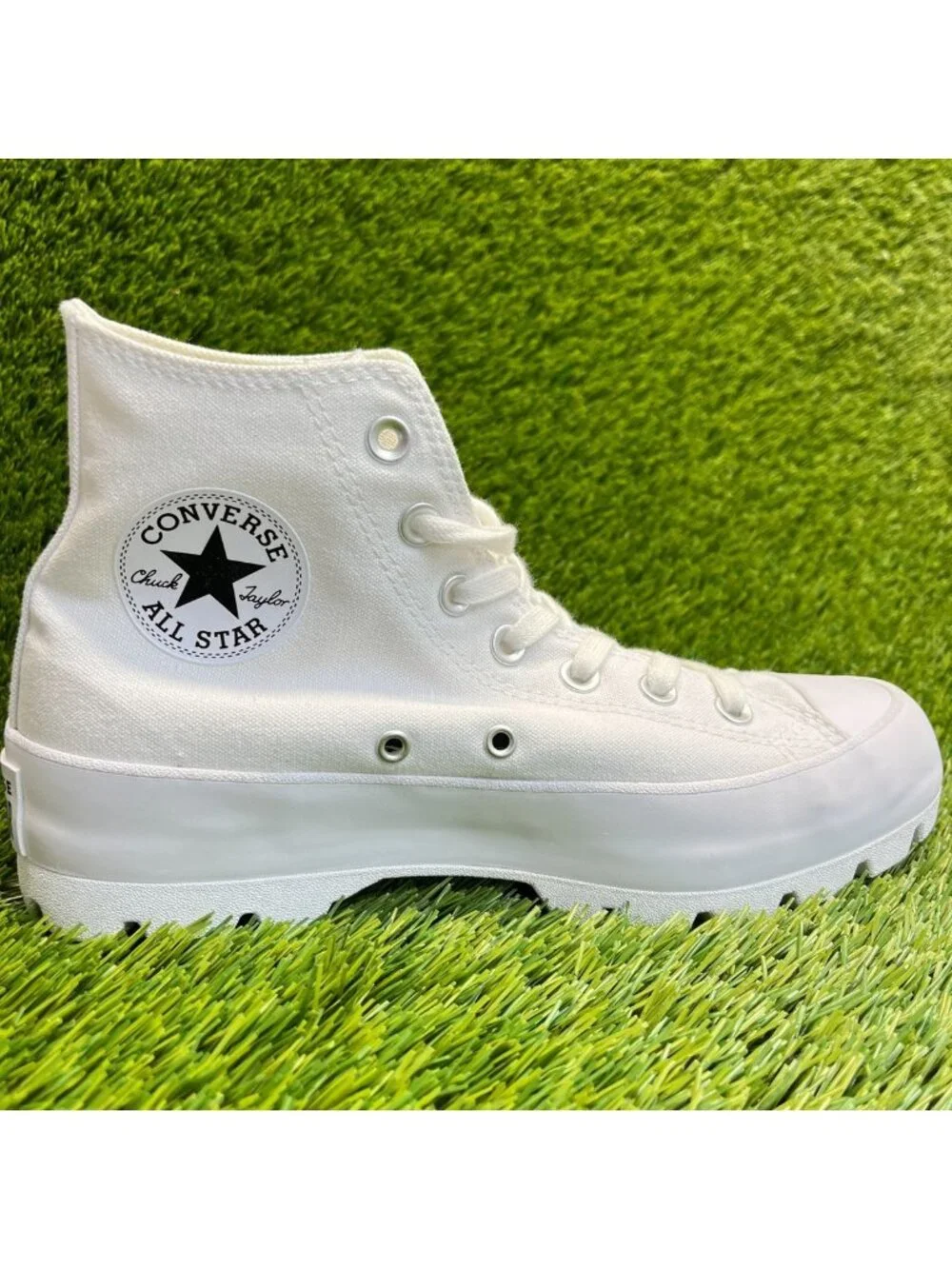 Converse Chuck Taylor All Star Lugged Hi Womens Size 8 Athletic Shoes Sneakers